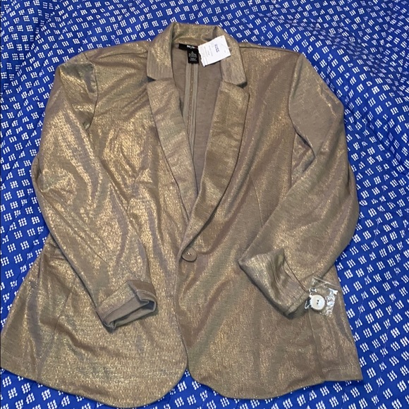 ‼️NEW WITH TAG‼️ Lightweight, Gold Blazer - Picture 2 of 3